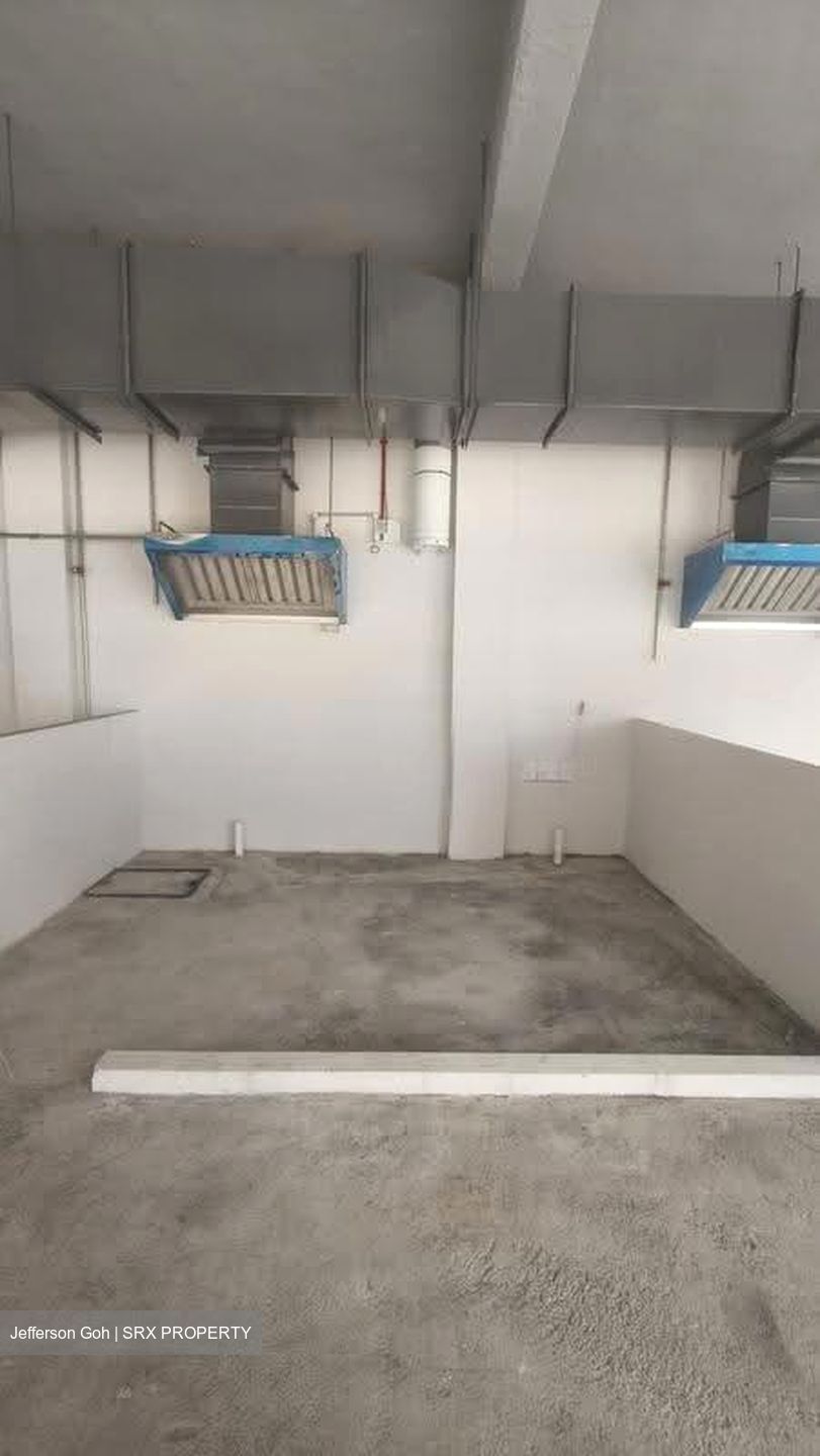Geylang Road (D14), Retail #629668331
